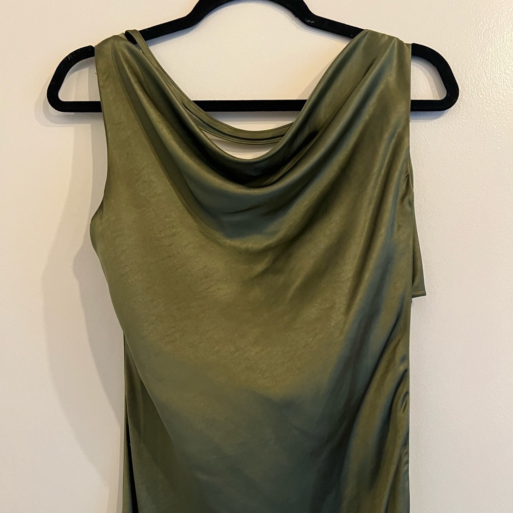COMMENSE | SILKY COWEL NECK OPEN BACK DRESS